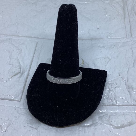 Stainless steel Frosted Unisex Ring Band Sliver Tone Size 11 - Picture 3 of 6